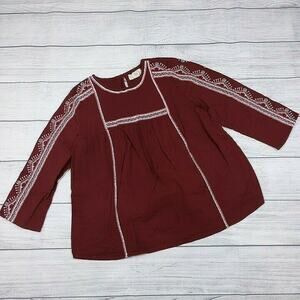 12 Peek Embroidered Sunita Top